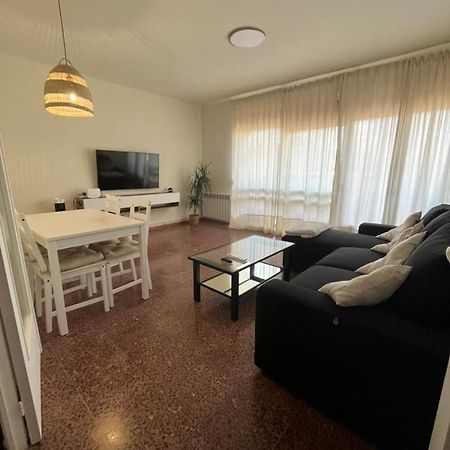 Encantador Apartamento En El Corazon De Tremp Exterior foto
